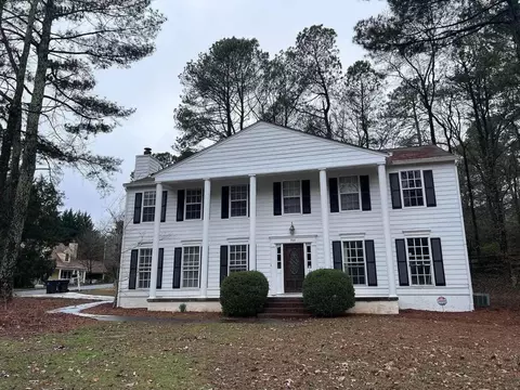 700 Barrington Way, Roswell, GA 30076