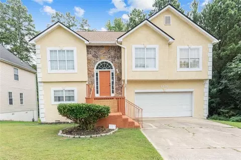 2175 Lake Royale Dr, Riverdale, GA 30296