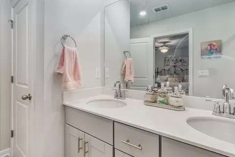 5682 Plain Field Ln, Lilburn, GA 30047 photo 21