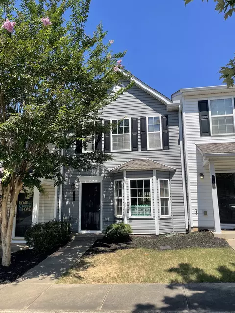 746 Crestwell Cir SW, Atlanta, GA 30331