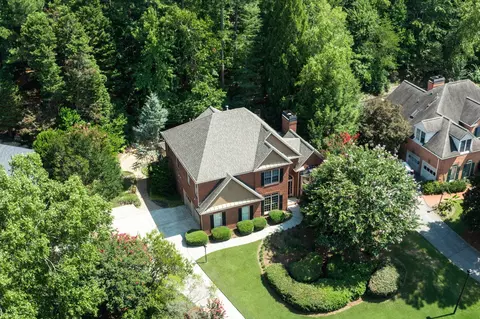 3965 Berkeley View Dr, Berkeley Lake, GA 30096 photo 2