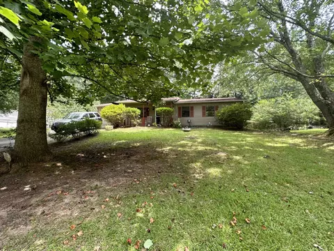 2772 Melanie Ln, Douglasville, GA 30135