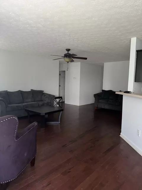180 Lassiter Dr, Covington, GA 30016 photo 2