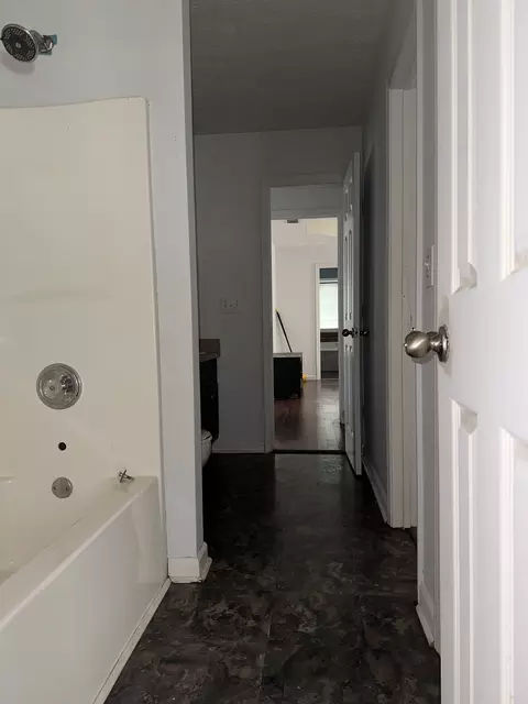 180 Lassiter Dr, Covington, GA 30016 photo 3