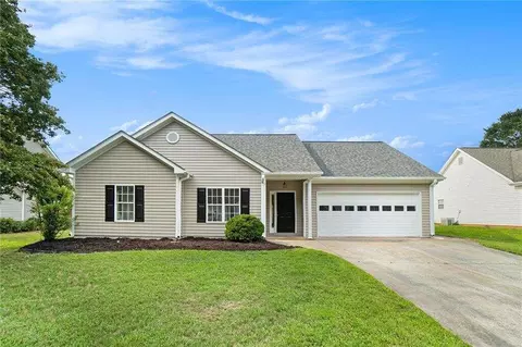 317 Apache Dr, Canton, GA 30115