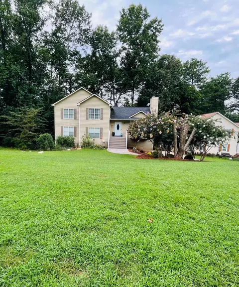 511 Queensbury Way, Acworth, GA 30102