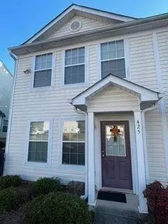 425 Inkberry Dr, Atlanta, GA 30349