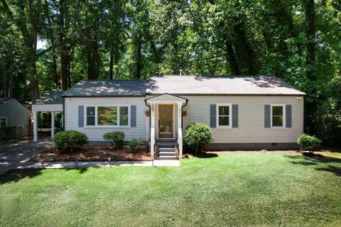 2021 Highview Rd SW, Atlanta, GA 30311