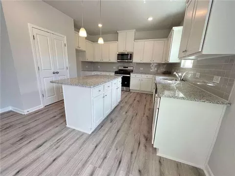 1887 Mitchell Farm Ct, Grayson, GA 30017 photo 9