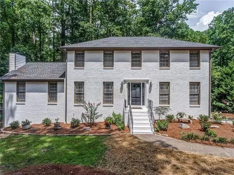 22 Brookcrest Dr, Marietta, GA 30068