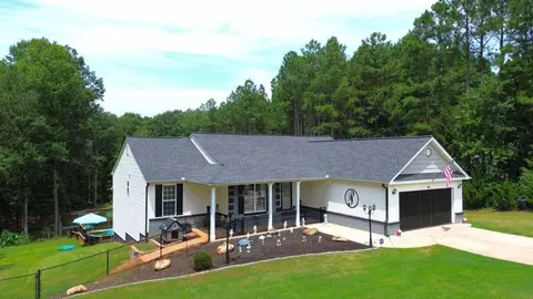 162 Bridges Dr, Winterville, GA 30683