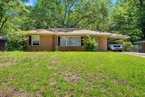 2426 Graywall St, East Point, GA 30344
