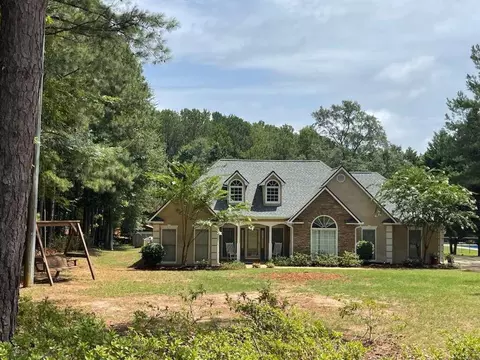 35 S Smith Rd, Lagrange, GA 30241