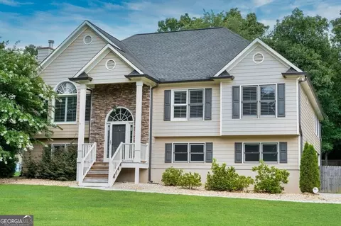 21 Bucky St, Euharlee, GA 30145