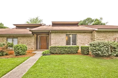 1559 Stoneleigh Way, Stone Mountain, GA 30088
