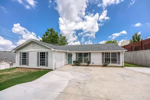 660 Morrow Rd, Forest Park, GA 30297