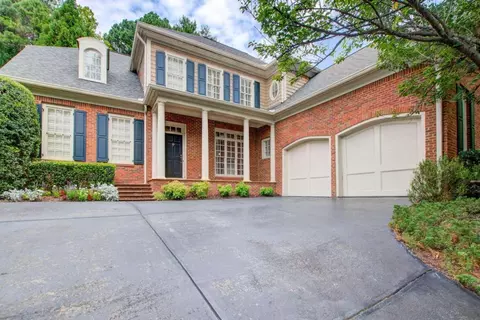 495 Winfield Glen Ct, Atlanta, GA 30342