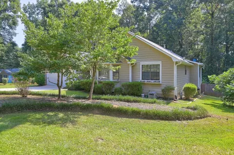 9388 Hidden Hollow Trl, Jonesboro, GA 30236