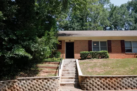 252 Eaglewood Cts, Athens, GA 30606
