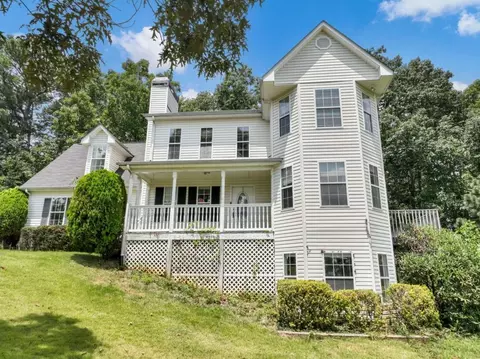 5525 Apache Trl, Gainesville, GA 30506
