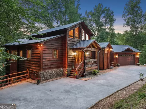 826 Hidden Valley Dr, Morganton, GA 30560