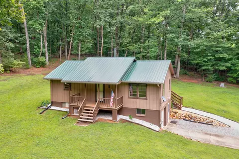 321 Brownview Dr, Clarkesville, GA 30523
