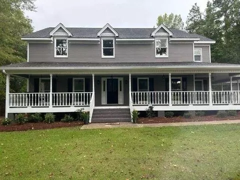 202 Oak Mountain Pkwy, Carrollton, GA 30116