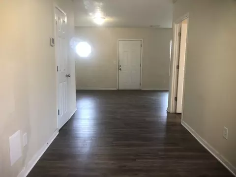 633 Mill Stone Blf #A, Monroe, GA 30655 photo 5