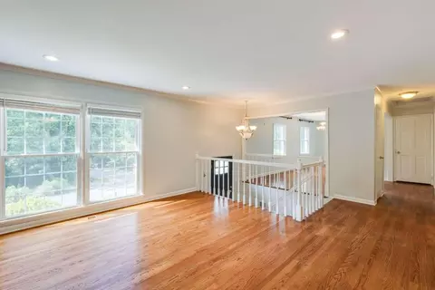 2044 Ellwyn Dr, Chamblee, GA 30341 photo 7