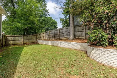 2044 Ellwyn Dr, Chamblee, GA 30341 photo 26