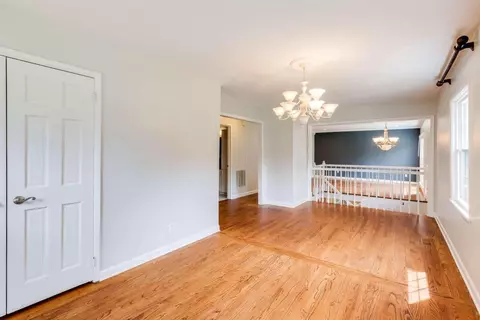 2044 Ellwyn Dr, Chamblee, GA 30341 photo 8