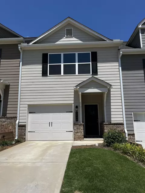 3638 Acorn Dr, Oakwood, GA 30566