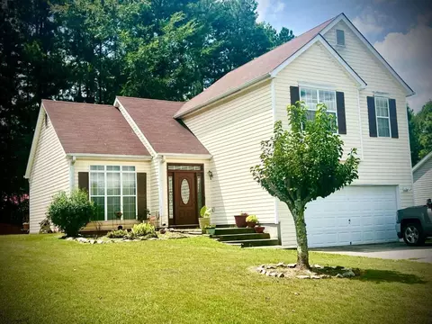 9575 Rollinghills Dr, Jonesboro, GA 30238