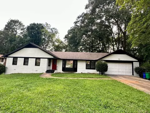 1137 Sherrington Dr, Stone Mountain, GA 30083