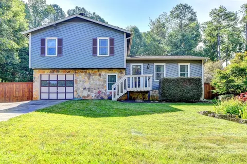 3030 Winn Dr, Lawrenceville, GA 30044