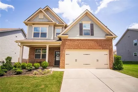 54 Royalty Ln, Hiram, GA 30141