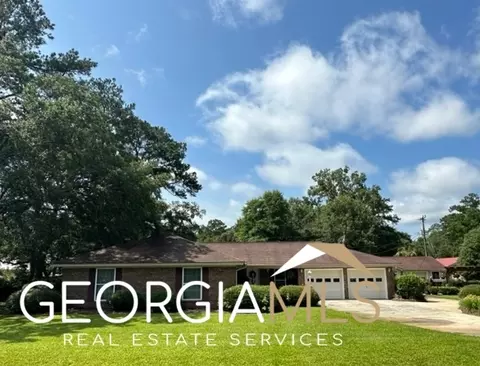 1135 Plantation Dr, Pooler, GA 31322