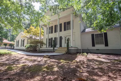 209 Woodland Dr, Peachtree City, GA 30269