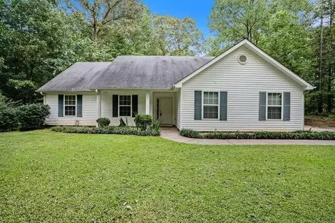 1433 Hines Rd, Moreland, GA 30259