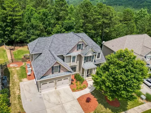 252 Blackberry Run Dr, Dallas, GA 30132