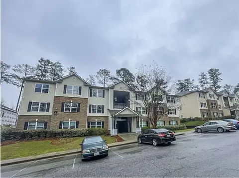 6204 Fairington Ridge Cir, Lithonia, GA 30038