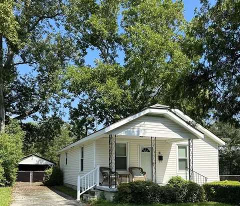 49 Lawton Ave, Savannah, GA 31404