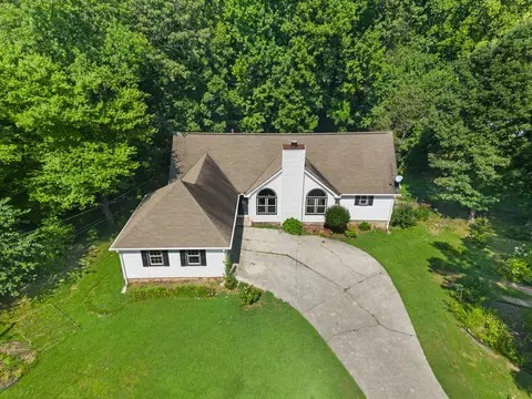 4740 Brandon Acres Ln, Buford, GA 30519