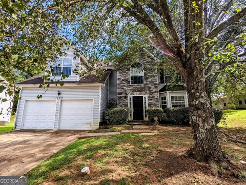 7559 Mountain Ridge Ln, Lithonia, GA 30058