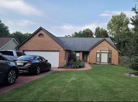 530 Ringtail Dr, Lawrenceville, GA 30044