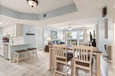 1440 Ocean Blvd #114, St. Simons, GA 31522