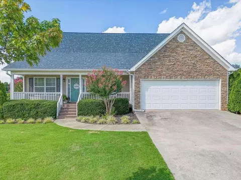 298 Bowdoin Ln SW, Adairsville, GA 30103