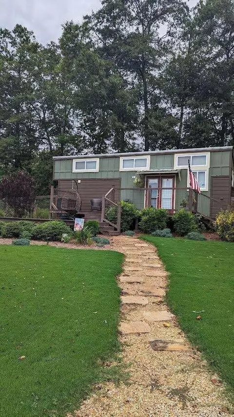 200 Buffalo Crk, Carrollton, GA 30117