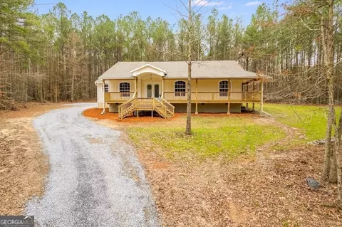 495 Old Carrollton Rd, Roopville, GA 30170