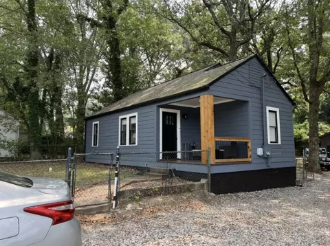 5062 Park Ave, Forest Park, GA 30297